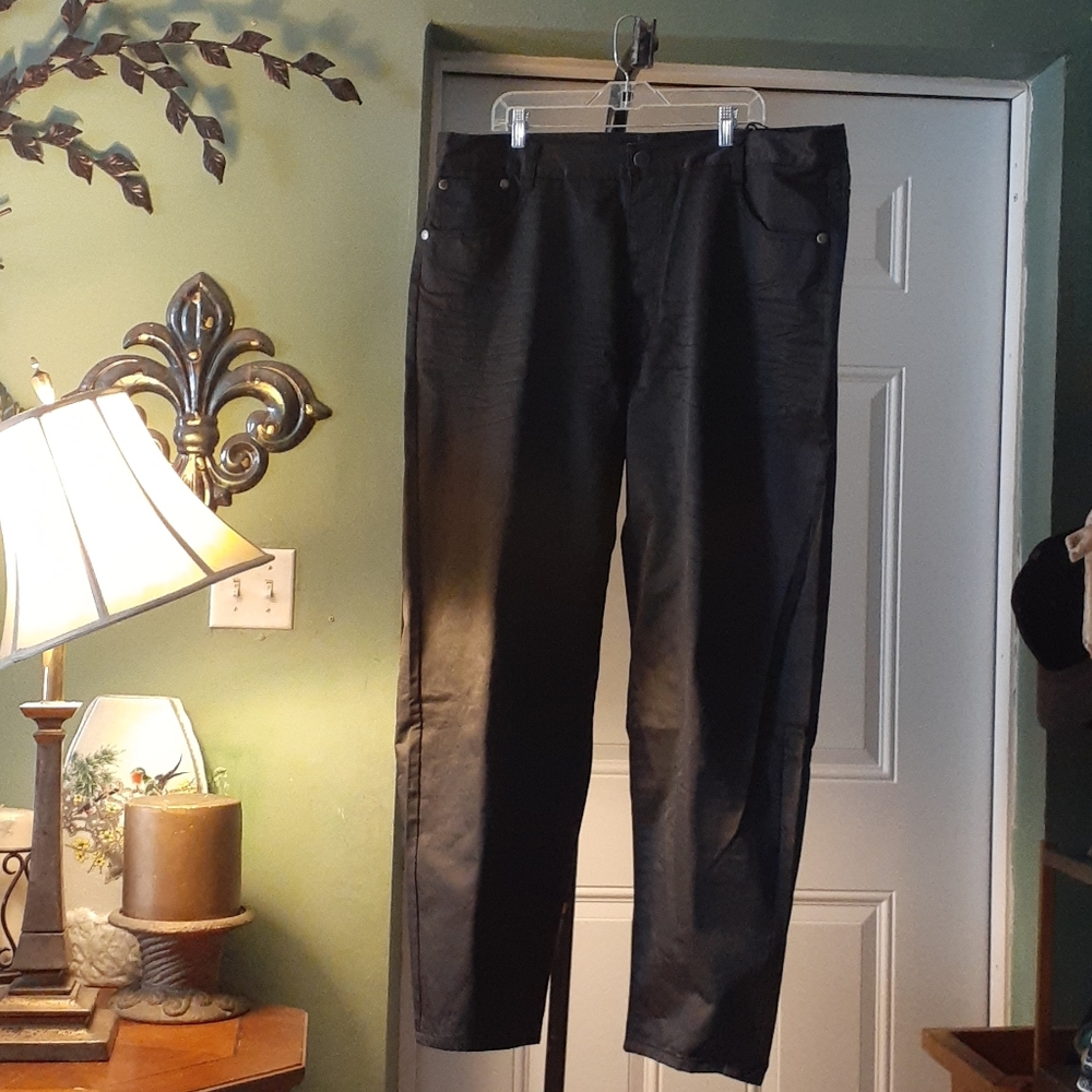 Silver Needle men's black jeans